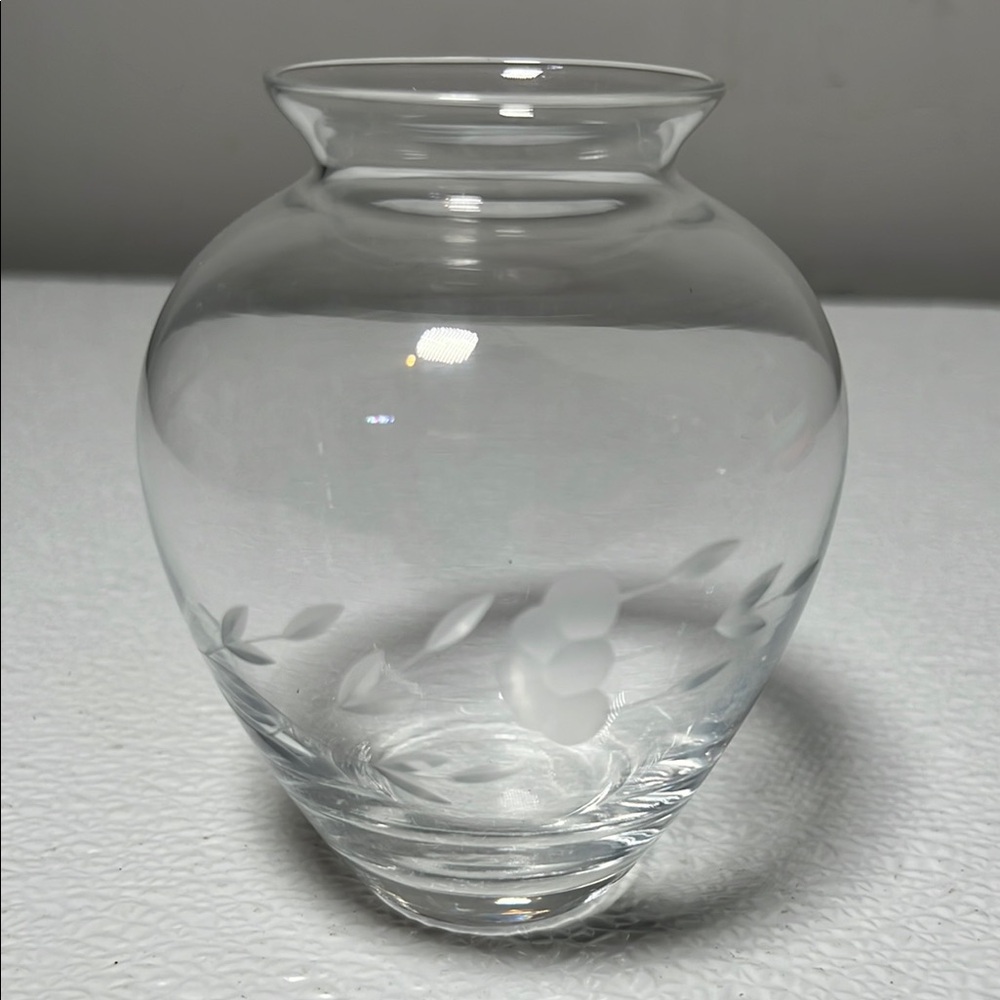 Princess House Clear Glass Vase with Etched Design Retired